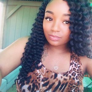 Meet your Posher, Robin